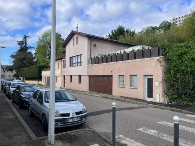 Sheherazade Lyon Bagian luar foto